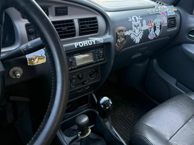 Чорний Форд Рейнджер, об'ємом двигуна 0 л та пробігом 190 тис. км за 4700 $, фото 10 на Automoto.ua