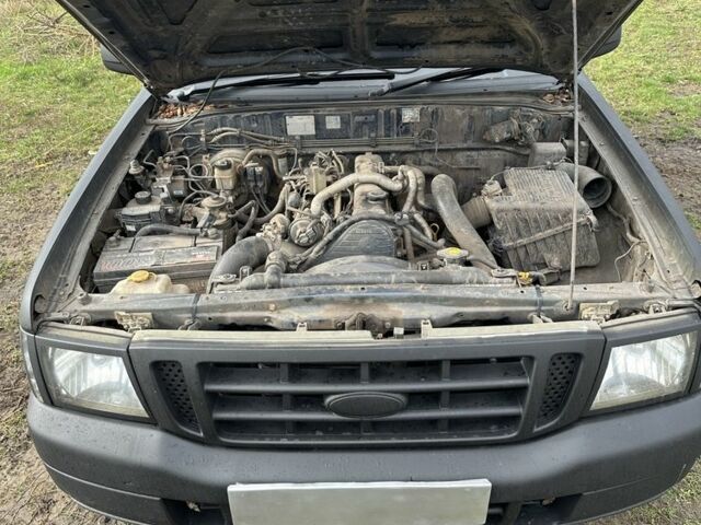 Чорний Форд Рейнджер, об'ємом двигуна 2.5 л та пробігом 164 тис. км за 3350 $, фото 4 на Automoto.ua