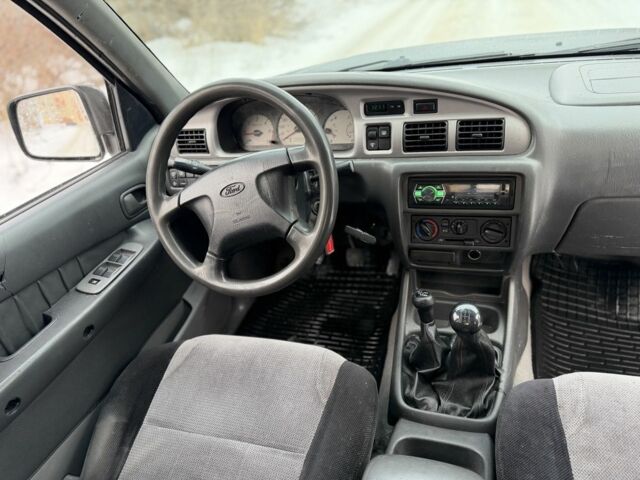 Чорний Форд Рейнджер, об'ємом двигуна 0 л та пробігом 200 тис. км за 3700 $, фото 7 на Automoto.ua