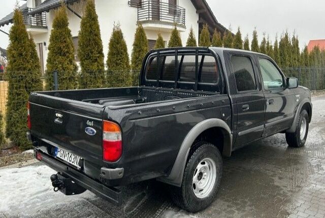 Черный Форд Рейнджер, объемом двигателя 2.5 л и пробегом 235 тыс. км за 2750 $, фото 4 на Automoto.ua