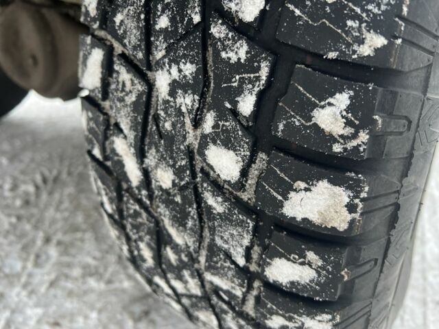 Черный Форд Рейнджер, объемом двигателя 2.5 л и пробегом 230 тыс. км за 3950 $, фото 9 на Automoto.ua