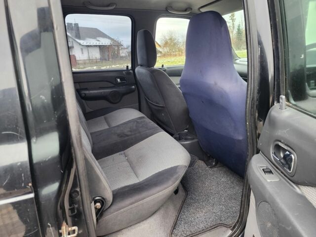 Черный Форд Рейнджер, объемом двигателя 2.5 л и пробегом 191 тыс. км за 6341 $, фото 20 на Automoto.ua