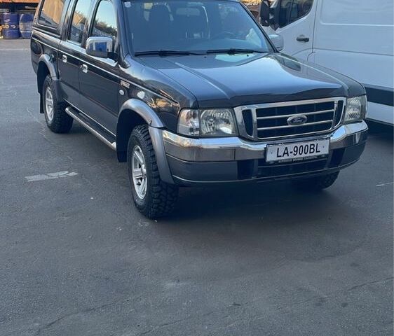 Черный Форд Рейнджер, объемом двигателя 2.5 л и пробегом 186 тыс. км за 7148 $, фото 14 на Automoto.ua