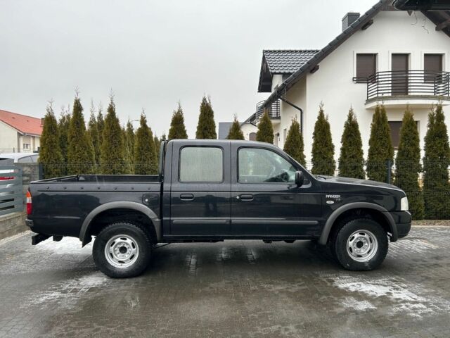 Черный Форд Рейнджер, объемом двигателя 2.5 л и пробегом 268 тыс. км за 2350 $, фото 1 на Automoto.ua