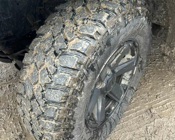 Черный Форд Рейнджер, объемом двигателя 2.5 л и пробегом 180 тыс. км за 6000 $, фото 1 на Automoto.ua