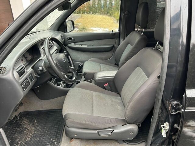 Черный Форд Рейнджер, объемом двигателя 2.5 л и пробегом 222 тыс. км за 2444 $, фото 7 на Automoto.ua