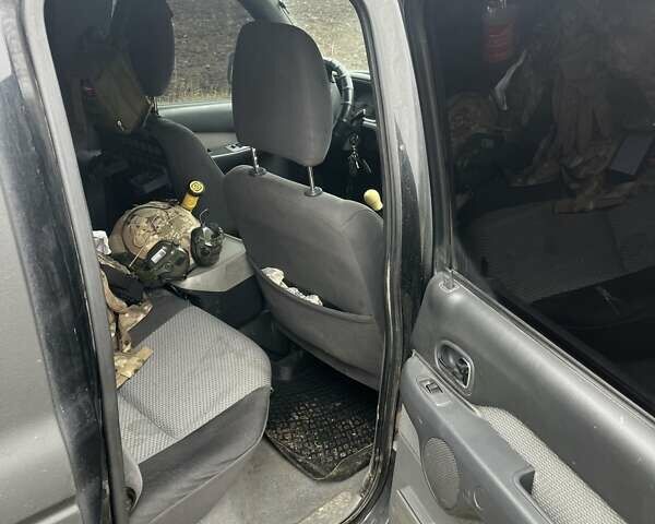 Черный Форд Рейнджер, объемом двигателя 2.5 л и пробегом 180 тыс. км за 6000 $, фото 5 на Automoto.ua