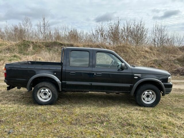 Черный Форд Рейнджер, объемом двигателя 2.5 л и пробегом 197 тыс. км за 2800 $, фото 3 на Automoto.ua