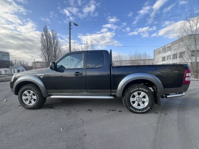 Черный Форд Рейнджер, объемом двигателя 2.5 л и пробегом 278 тыс. км за 6999 $, фото 4 на Automoto.ua