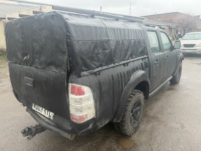 Черный Форд Рейнджер, объемом двигателя 2.5 л и пробегом 286 тыс. км за 4800 $, фото 3 на Automoto.ua