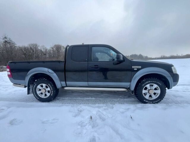 Черный Форд Рейнджер, объемом двигателя 2 л и пробегом 262 тыс. км за 7592 $, фото 4 на Automoto.ua