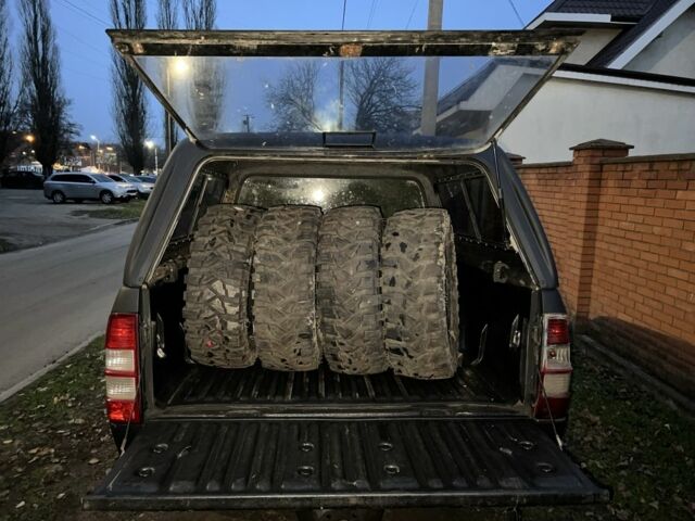 Черный Форд Рейнджер, объемом двигателя 2.5 л и пробегом 231 тыс. км за 5200 $, фото 11 на Automoto.ua