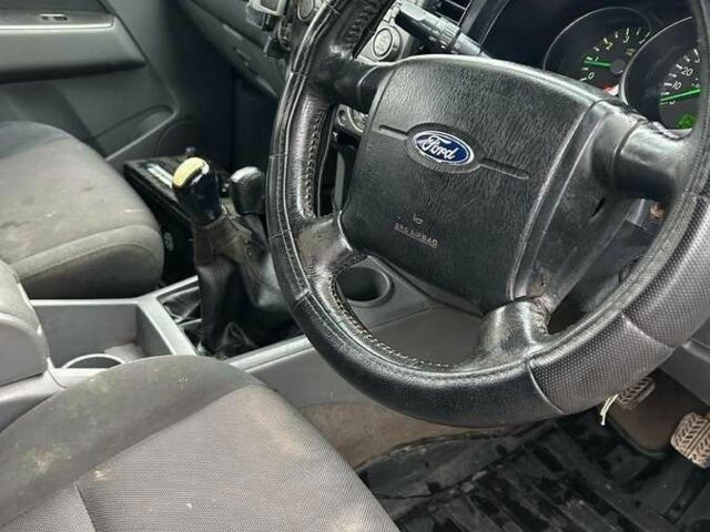 Чорний Форд Рейнджер, об'ємом двигуна 2.5 л та пробігом 200 тис. км за 7065 $, фото 6 на Automoto.ua