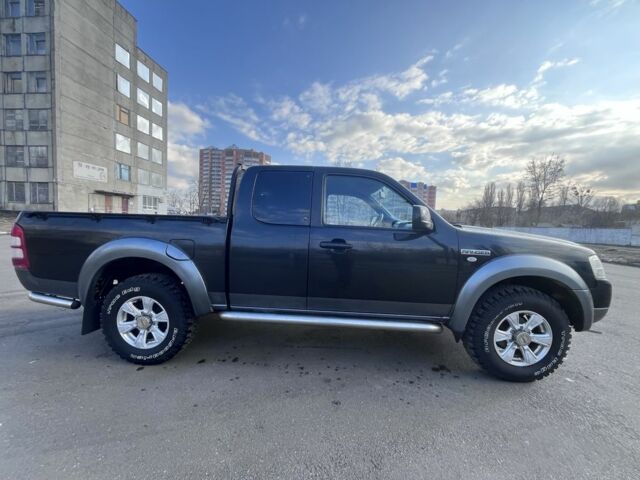 Черный Форд Рейнджер, объемом двигателя 2.5 л и пробегом 278 тыс. км за 6899 $, фото 4 на Automoto.ua