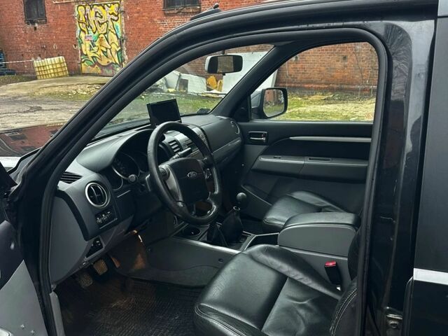 Черный Форд Рейнджер, объемом двигателя 2.5 л и пробегом 181 тыс. км за 2900 $, фото 5 на Automoto.ua