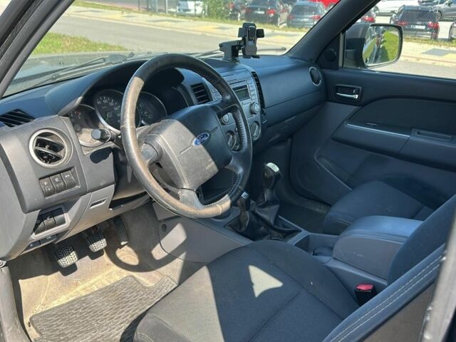 Чорний Форд Рейнджер, об'ємом двигуна 2 л та пробігом 189 тис. км за 4500 $, фото 1 на Automoto.ua