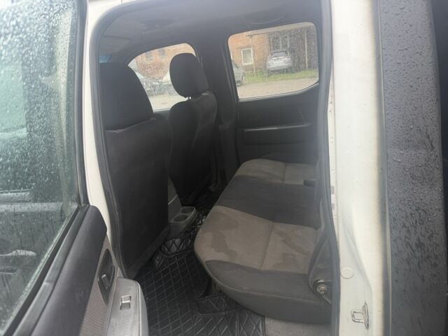 Черный Форд Рейнджер, объемом двигателя 2.5 л и пробегом 286 тыс. км за 4800 $, фото 8 на Automoto.ua