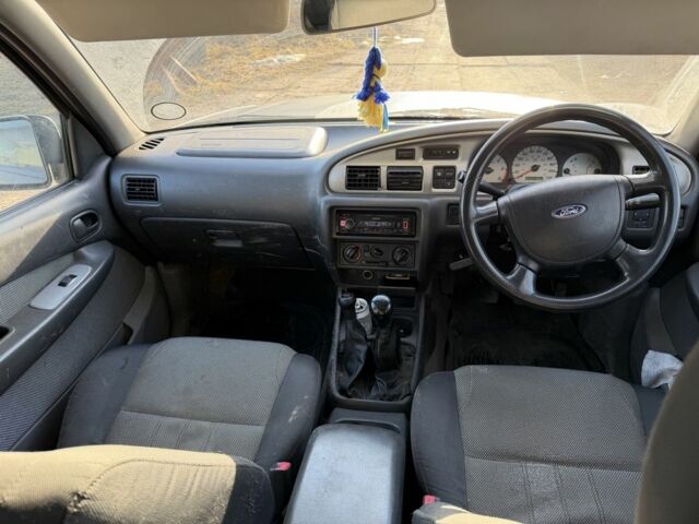 Черный Форд Рейнджер, объемом двигателя 2.5 л и пробегом 118 тыс. км за 4250 $, фото 2 на Automoto.ua
