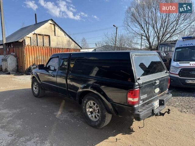 Черный Форд Рейнджер, объемом двигателя 4 л и пробегом 200 тыс. км за 4500 $, фото 2 на Automoto.ua