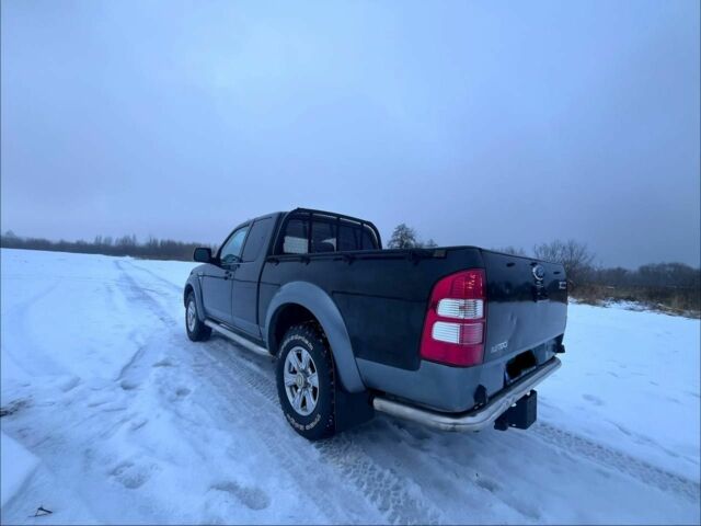 Чорний Форд Рейнджер, об'ємом двигуна 2 л та пробігом 262 тис. км за 7621 $, фото 6 на Automoto.ua