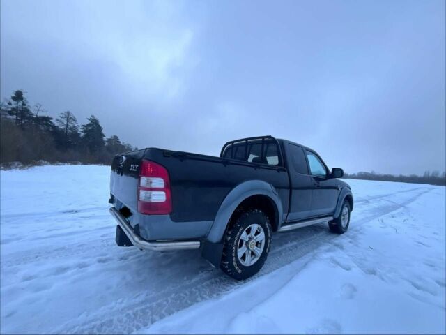 Чорний Форд Рейнджер, об'ємом двигуна 2 л та пробігом 262 тис. км за 7621 $, фото 5 на Automoto.ua