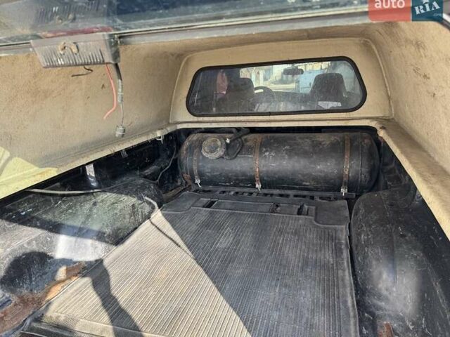 Черный Форд Рейнджер, объемом двигателя 4 л и пробегом 200 тыс. км за 4500 $, фото 10 на Automoto.ua