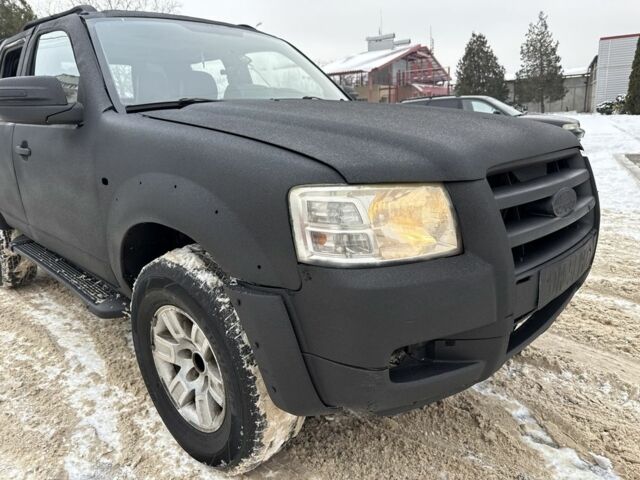 Черный Форд Рейнджер, объемом двигателя 3 л и пробегом 150 тыс. км за 4000 $, фото 2 на Automoto.ua