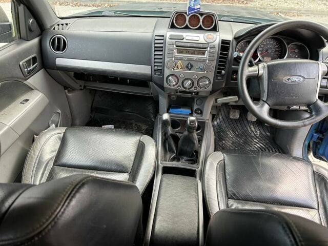 Черный Форд Рейнджер, объемом двигателя 2.5 л и пробегом 86 тыс. км за 4650 $, фото 10 на Automoto.ua