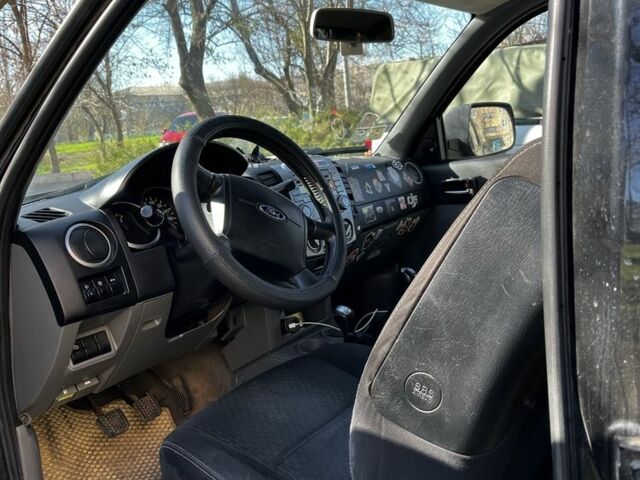 Черный Форд Рейнджер, объемом двигателя 2.5 л и пробегом 200 тыс. км за 7800 $, фото 2 на Automoto.ua