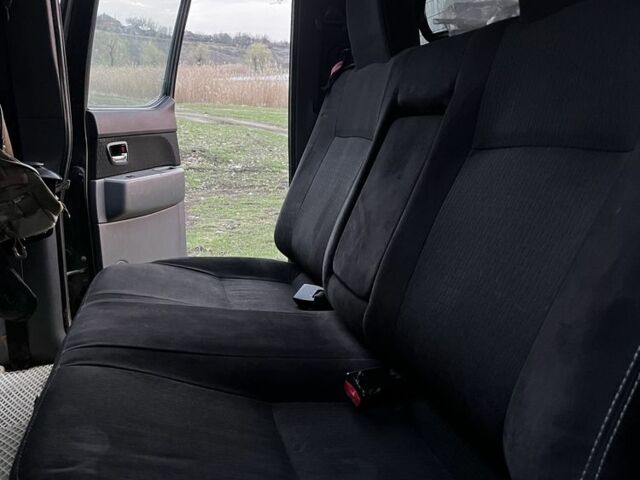 Черный Форд Рейнджер, объемом двигателя 2.5 л и пробегом 200 тыс. км за 7800 $, фото 6 на Automoto.ua