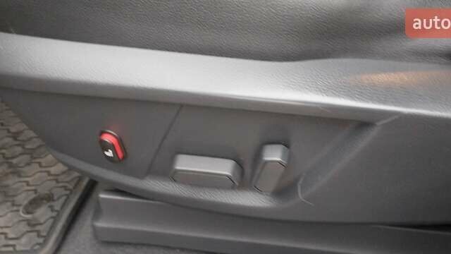 Чорний Форд Рейнджер, об'ємом двигуна 3.2 л та пробігом 174 тис. км за 17000 $, фото 14 на Automoto.ua