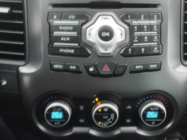 Чорний Форд Рейнджер, об'ємом двигуна 3.2 л та пробігом 174 тис. км за 17000 $, фото 14 на Automoto.ua