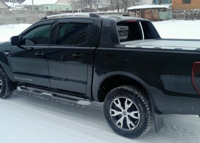 Черный Форд Рейнджер, объемом двигателя 3.2 л и пробегом 270 тыс. км за 24000 $, фото 8 на Automoto.ua