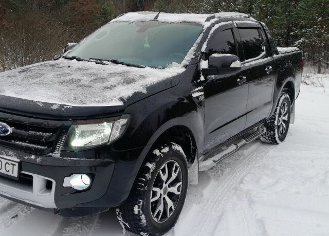 Черный Форд Рейнджер, объемом двигателя 3.2 л и пробегом 270 тыс. км за 24000 $, фото 6 на Automoto.ua