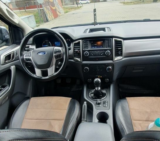 Чорний Форд Рейнджер, об'ємом двигуна 2.2 л та пробігом 201 тис. км за 19300 $, фото 7 на Automoto.ua