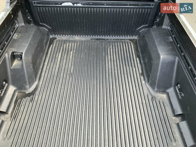 Черный Форд Рейнджер, объемом двигателя 3.2 л и пробегом 193 тыс. км за 22900 $, фото 23 на Automoto.ua