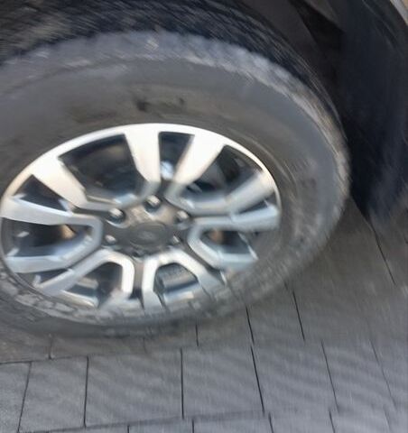 Черный Форд Рейнджер, объемом двигателя 2 л и пробегом 141 тыс. км за 28000 $, фото 25 на Automoto.ua