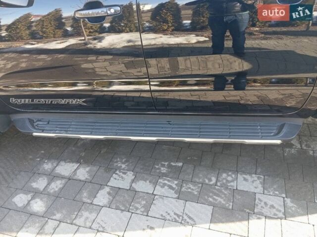 Черный Форд Рейнджер, объемом двигателя 2 л и пробегом 141 тыс. км за 28000 $, фото 17 на Automoto.ua