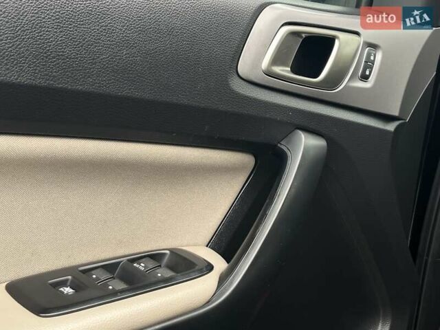 Чорний Форд Рейнджер, об'ємом двигуна 2.26 л та пробігом 120 тис. км за 24299 $, фото 34 на Automoto.ua