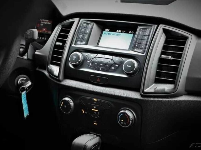 Чорний Форд Рейнджер, об'ємом двигуна 2.3 л та пробігом 73 тис. км за 9900 $, фото 18 на Automoto.ua