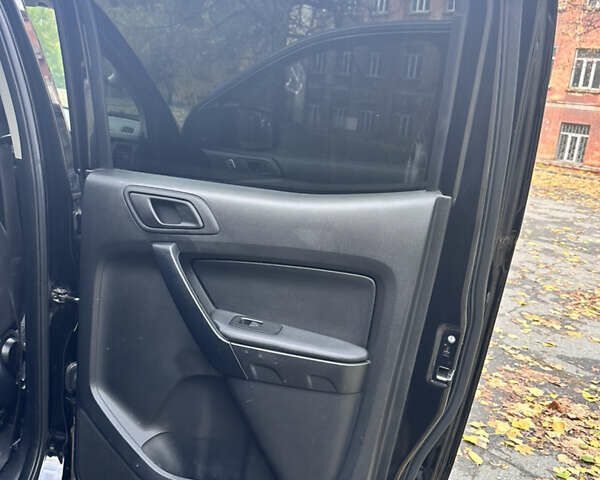 Чорний Форд Рейнджер, об'ємом двигуна 2 л та пробігом 190 тис. км за 30750 $, фото 19 на Automoto.ua