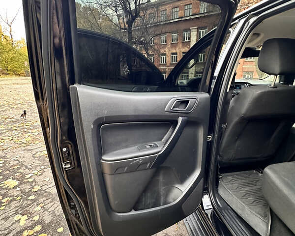 Чорний Форд Рейнджер, об'ємом двигуна 2 л та пробігом 190 тис. км за 30750 $, фото 18 на Automoto.ua