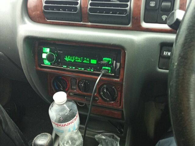 Черный Форд Рейнджер, объемом двигателя 2.5 л и пробегом 118 тыс. км за 5500 $, фото 3 на Automoto.ua