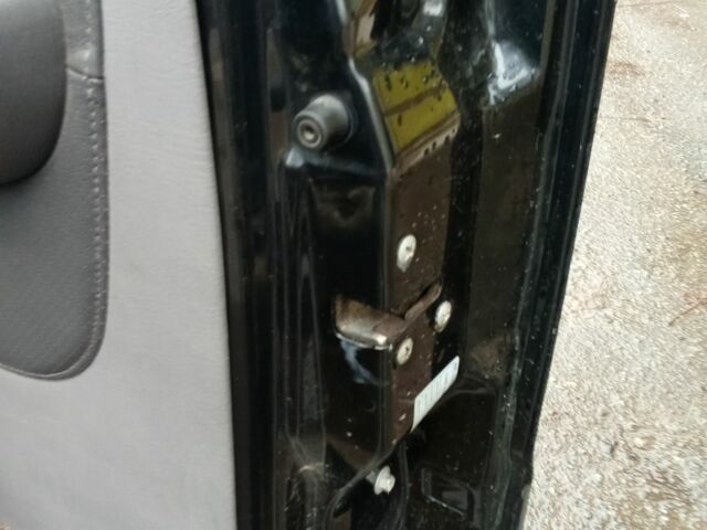 Черный Форд Рейнджер, объемом двигателя 2.5 л и пробегом 118 тыс. км за 5500 $, фото 15 на Automoto.ua