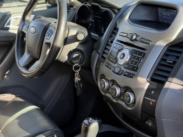 Чорний Форд Рейнджер, об'ємом двигуна 2.2 л та пробігом 252 тис. км за 12500 $, фото 5 на Automoto.ua