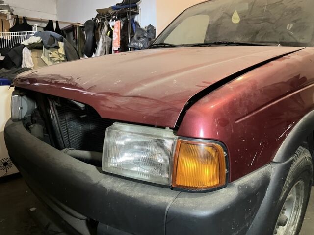 Червоний Форд Рейнджер, об'ємом двигуна 2.5 л та пробігом 200 тис. км за 3500 $, фото 2 на Automoto.ua