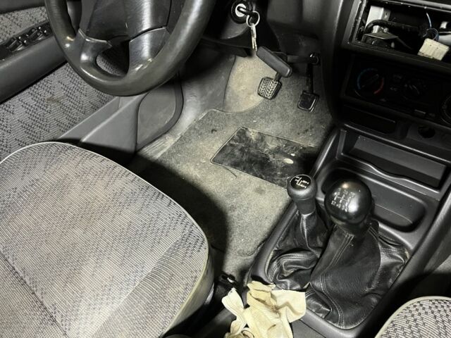 Червоний Форд Рейнджер, об'ємом двигуна 2.5 л та пробігом 200 тис. км за 3500 $, фото 5 на Automoto.ua