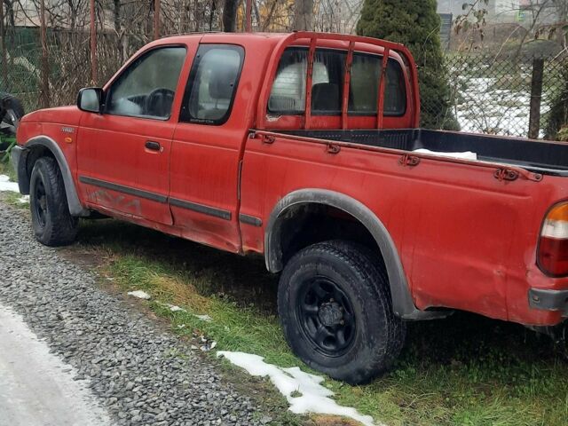 Красный Форд Рейнджер, объемом двигателя 2.5 л и пробегом 280 тыс. км за 3300 $, фото 5 на Automoto.ua