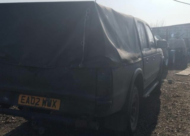 Красный Форд Рейнджер, объемом двигателя 2 л и пробегом 199 тыс. км за 5000 $, фото 1 на Automoto.ua