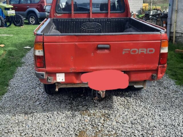 Красный Форд Рейнджер, объемом двигателя 2.5 л и пробегом 280 тыс. км за 3300 $, фото 4 на Automoto.ua